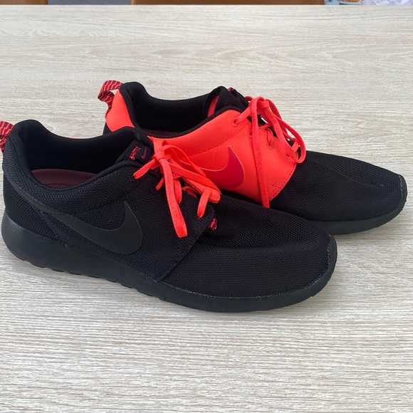 Nike Other - Nike | Roshe Run One Split Black Atomic Red 511881-005